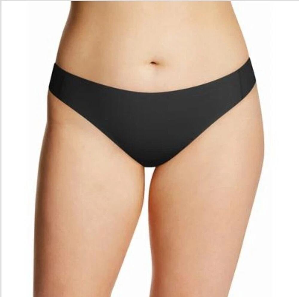 Maidenform Womens Comfort Devotion Flawless No Show Thong Size Small Black